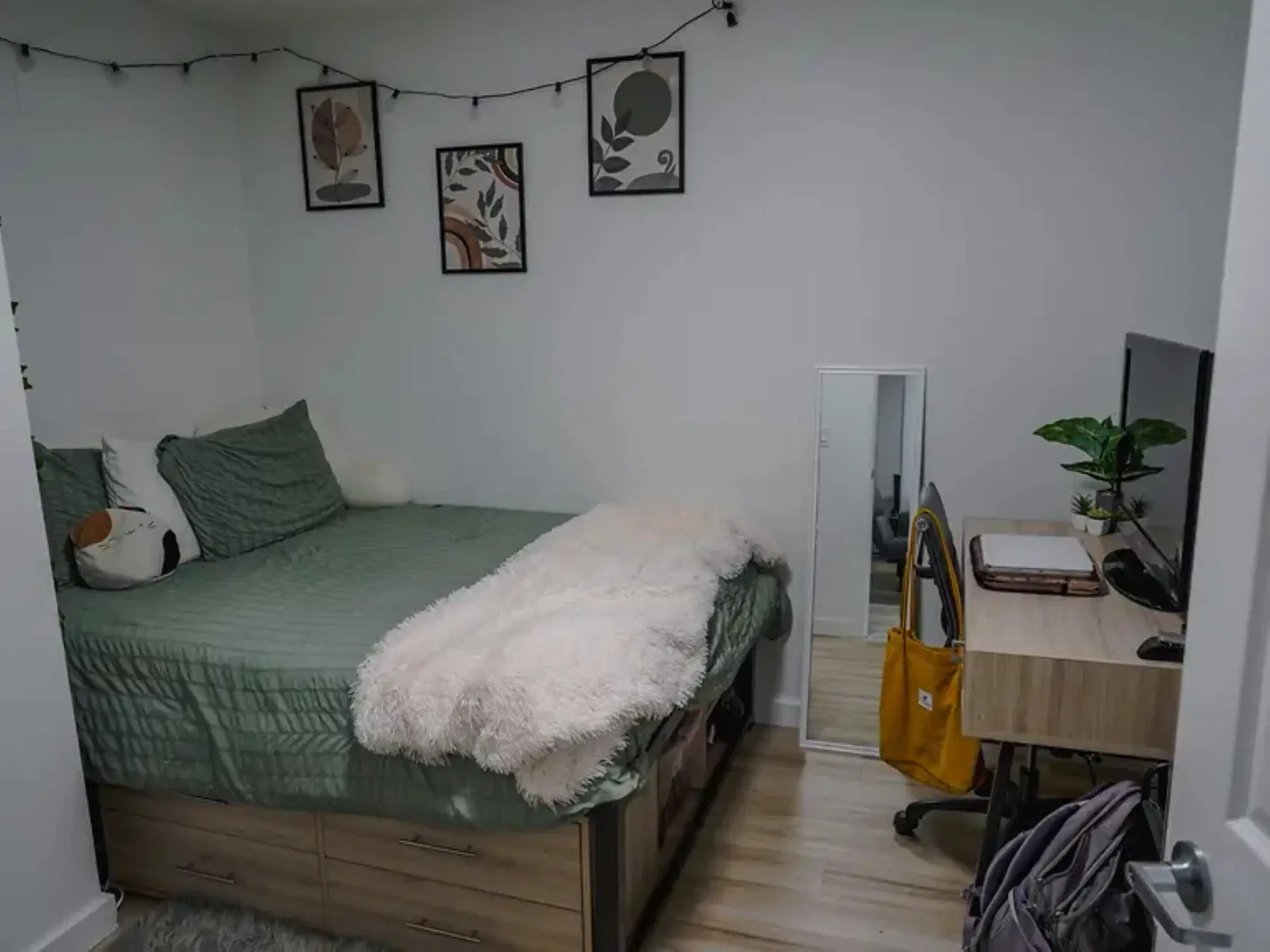 Yugo Champaign South 3rd Lofts, Champaign – 2 Bed 2 Bath Loft