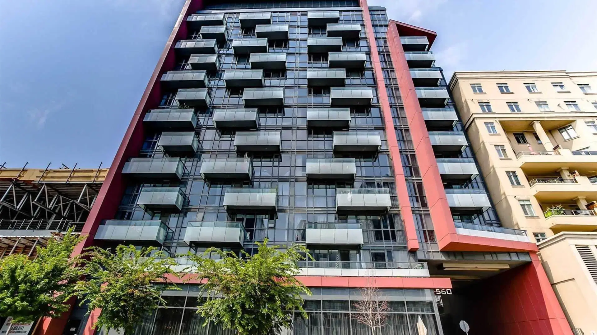 Liwinco Fashion District, Toronto – Exterior