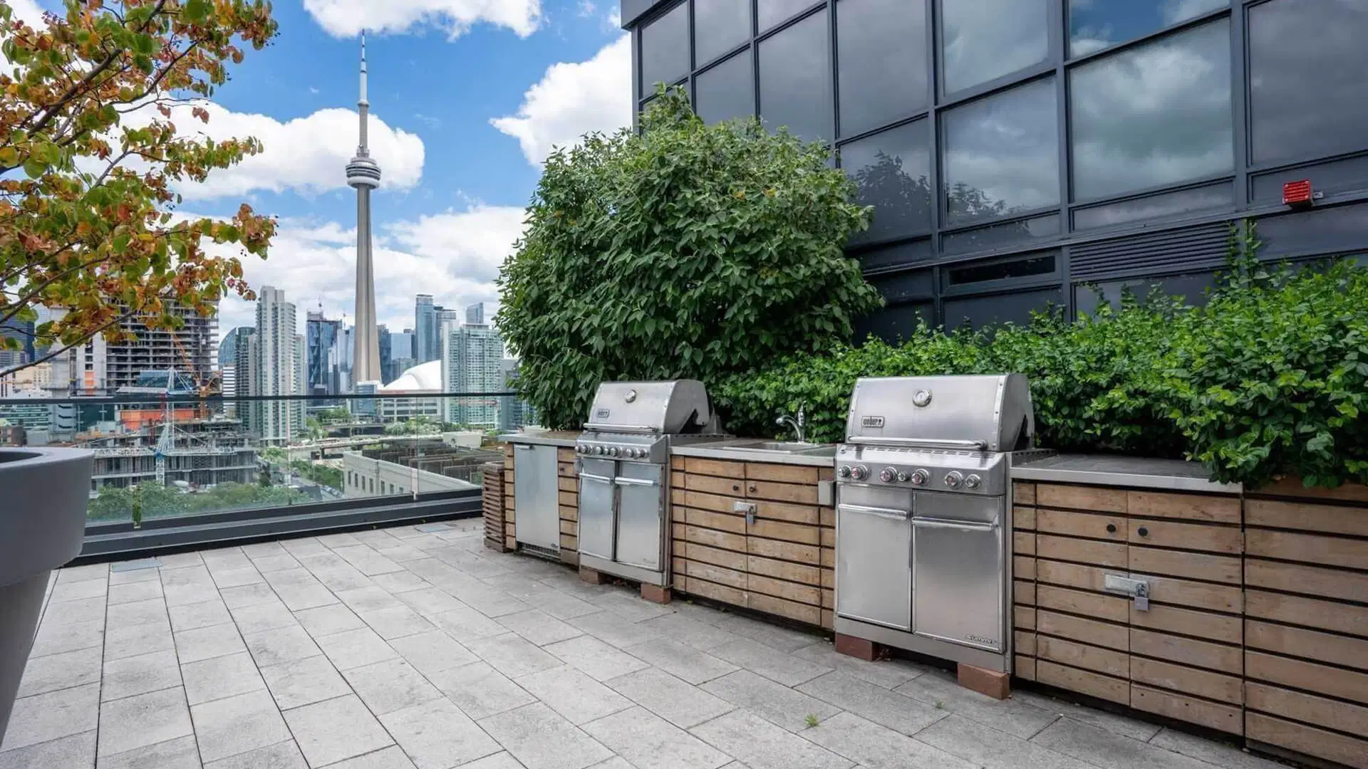 Liwinco Fashion District, Toronto – Amenities