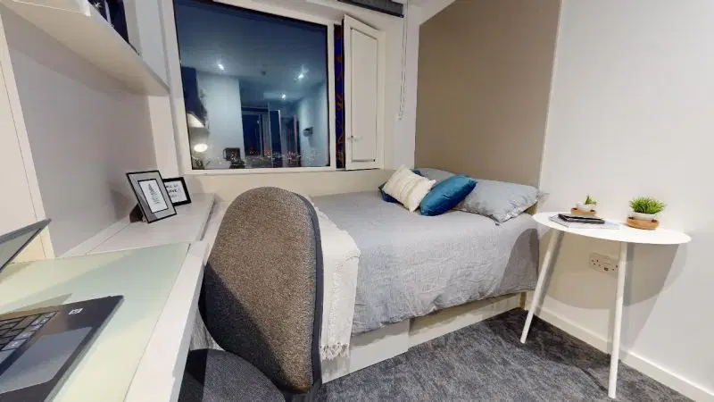 iQ Vega, London – Penthouse En Suite Plus