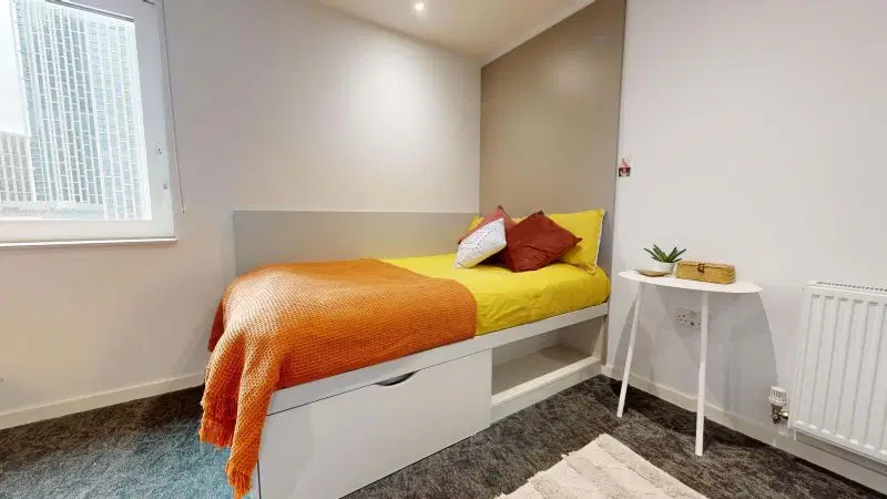 iQ Vega, London – Bronze En Suite Deluxe