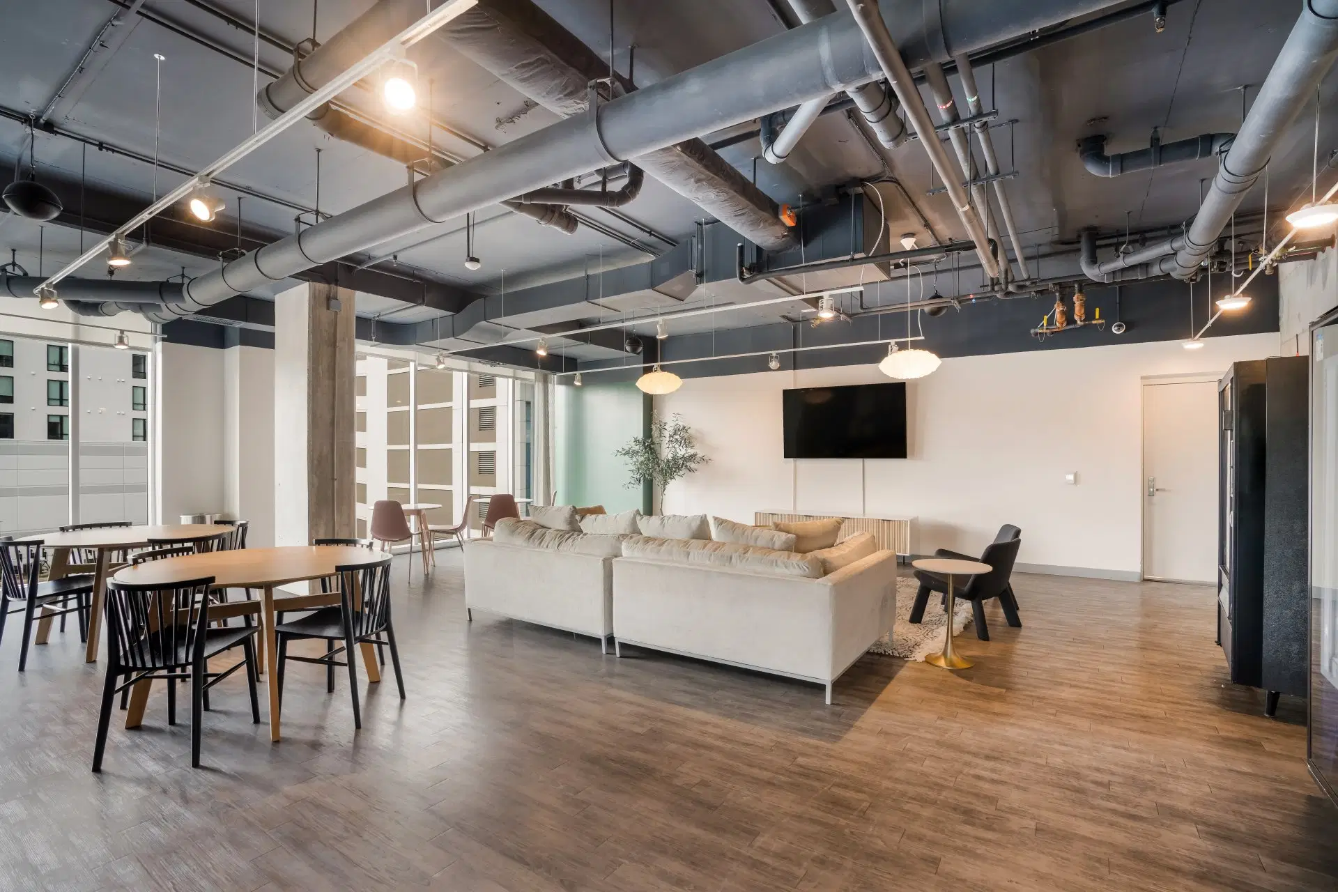 HERE Champaign, Champaign – Common Area