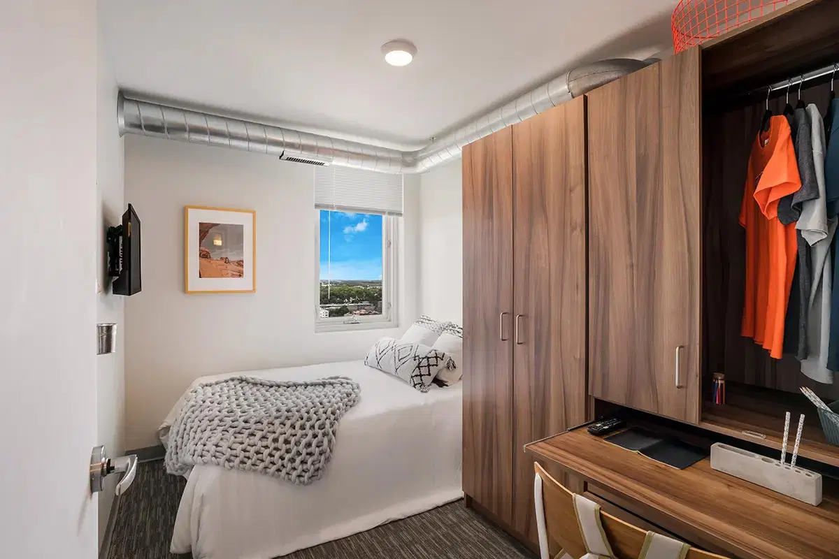 HERE Champaign, Champaign – 4x2 Terrace Room in 4 Bedroom 2 Bathroom