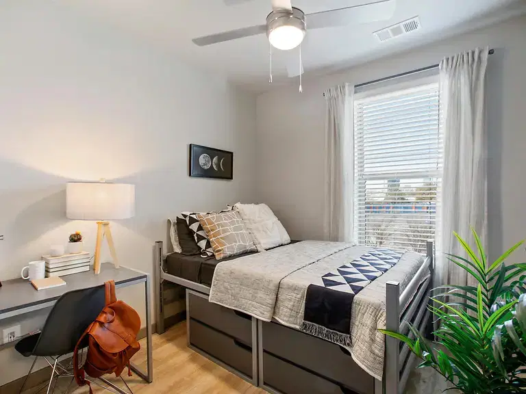 Yugo Atlanta Summerhill, Atlanta – 2 Bed 2 Bath | Premier
