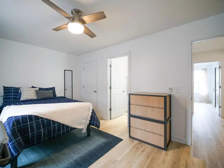 Yugo Auburn North, Auburn – 4 Bed 4.5 Bath Standard Upgrade
