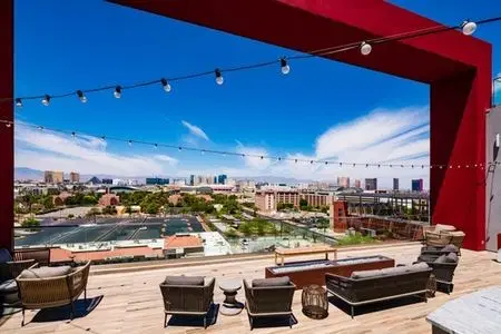 The yoU, Las Vegas – Exterior