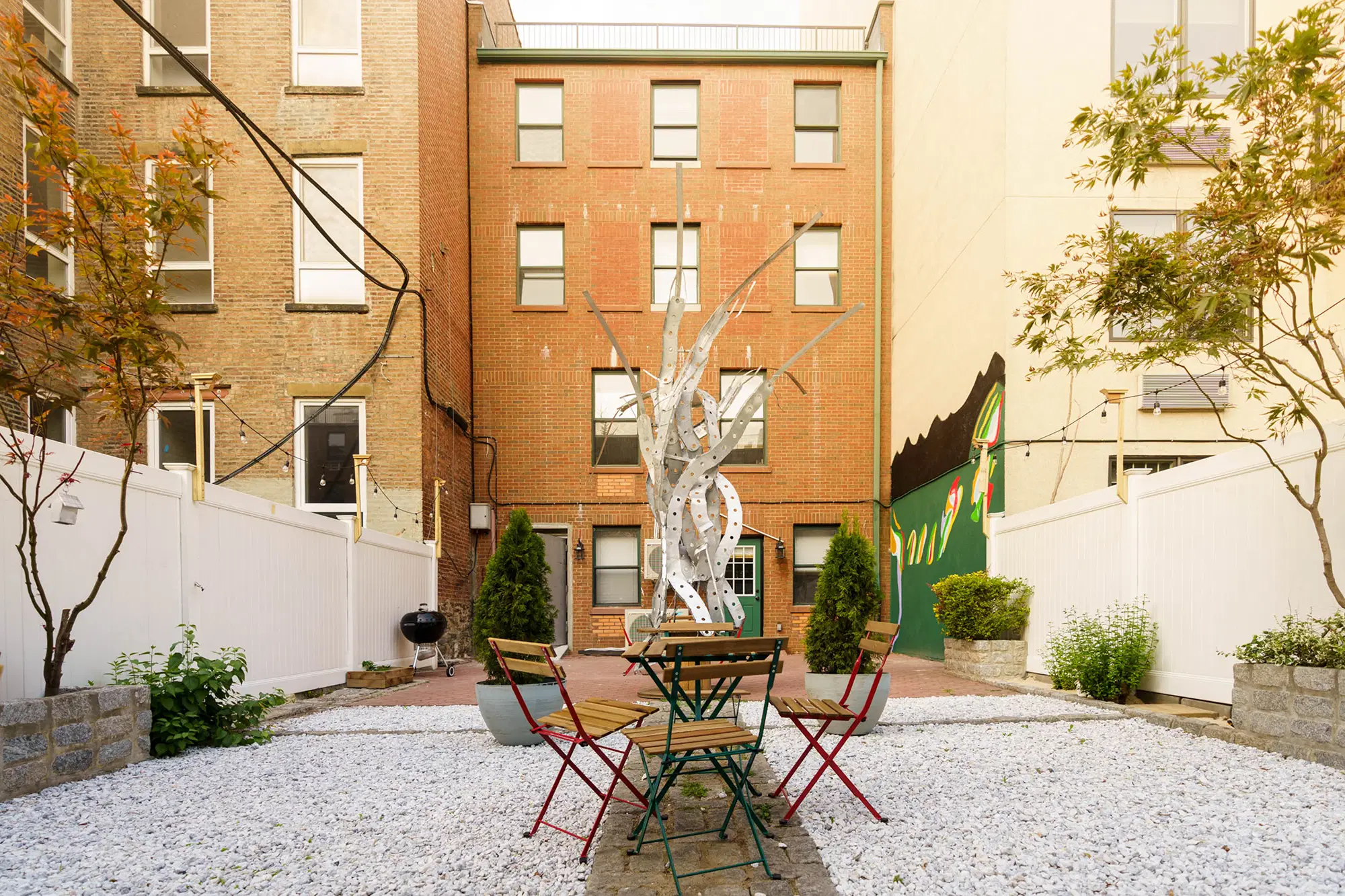 Malcolm X 34, New York – Exterior