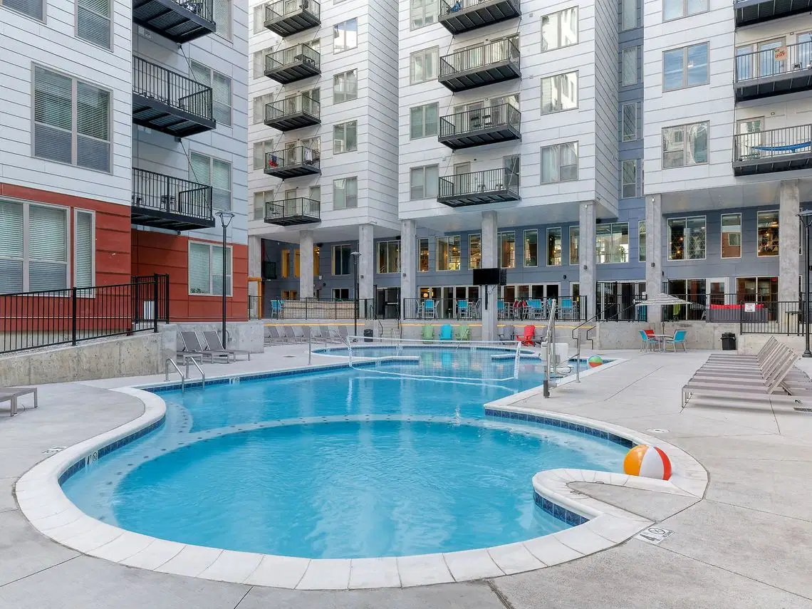 Yugo Cincinnati Deacon, Cincinnati – Amenities