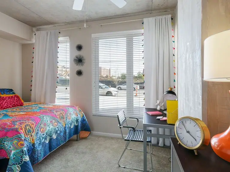 Yugo Cincinnati Deacon, Cincinnati – 4 Bed 4 Bath Plus