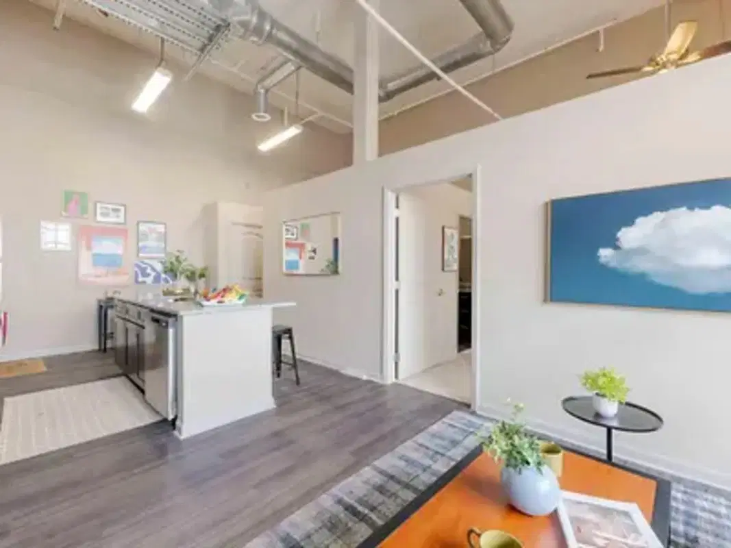 Yugo Tallahassee Catalyst, Tallahassee – Common Area