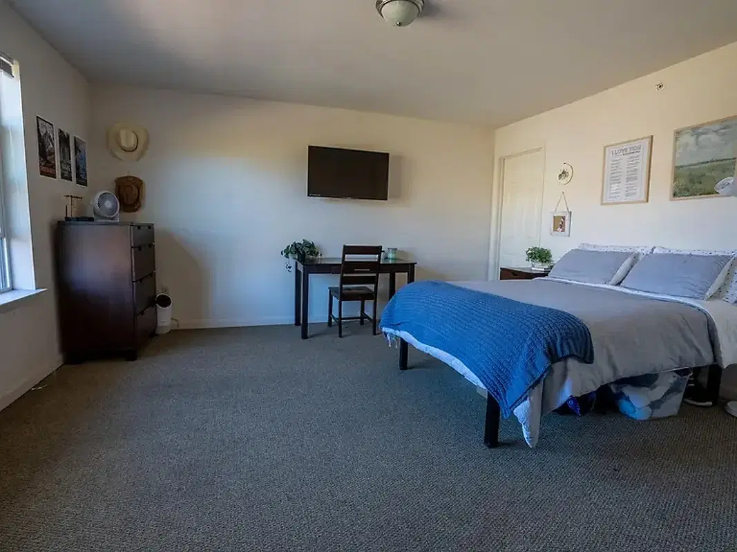 Yugo Flagstaff Grove, Flagstaff – Room in 4 Bedroom 4 Bathroom | Townhome Classic