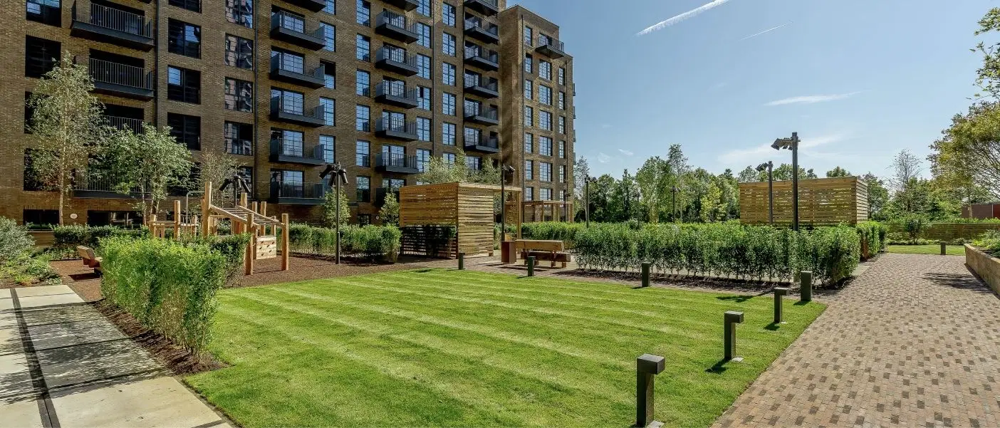 Ferrum, London – Exterior