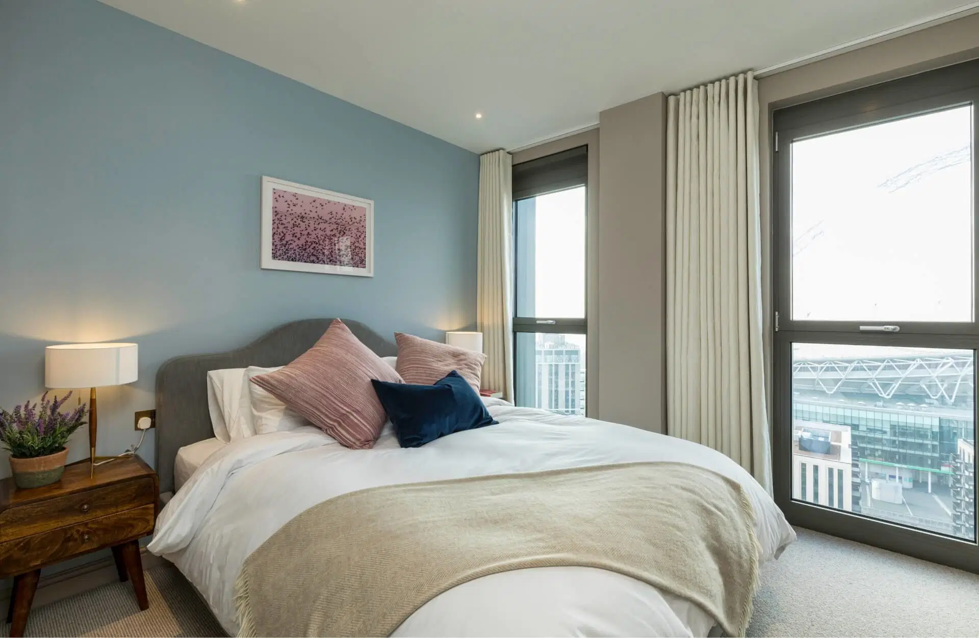 Canada Gardens, London – 3 Bed Apartment