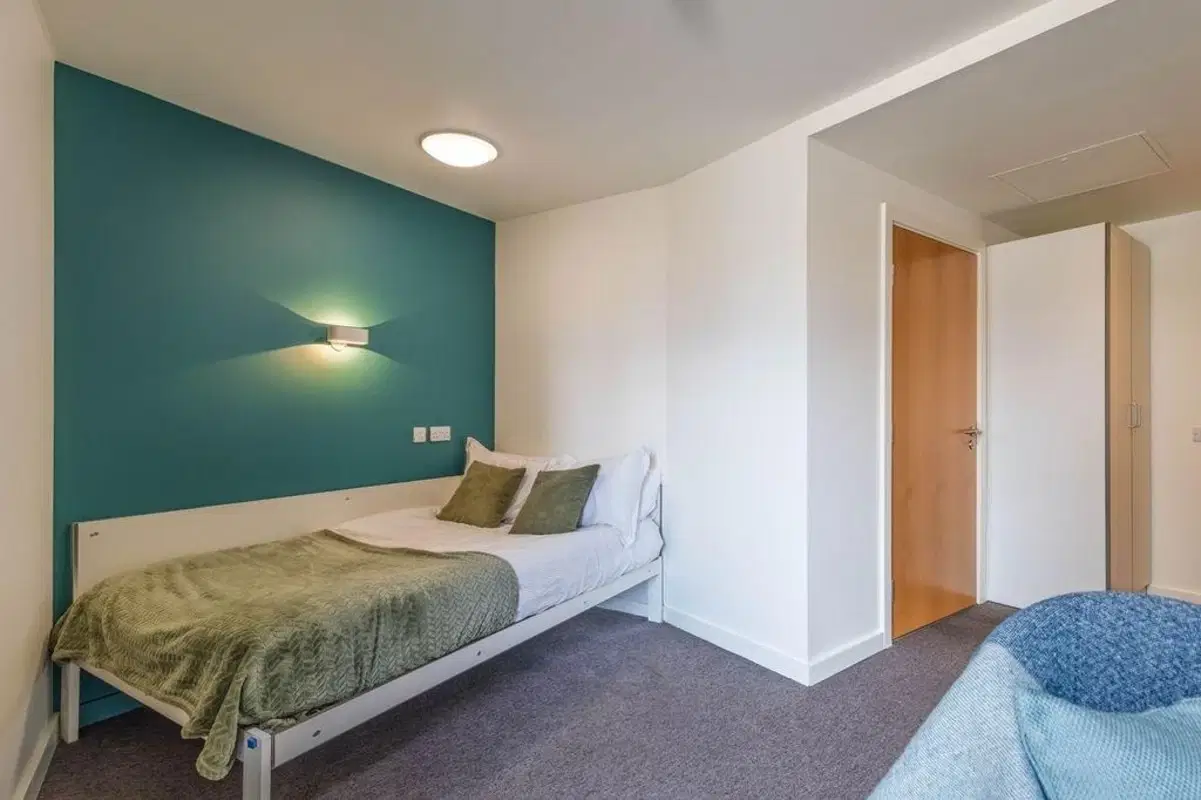 Powis Place, Aberdeen – Deluxe Ensuite