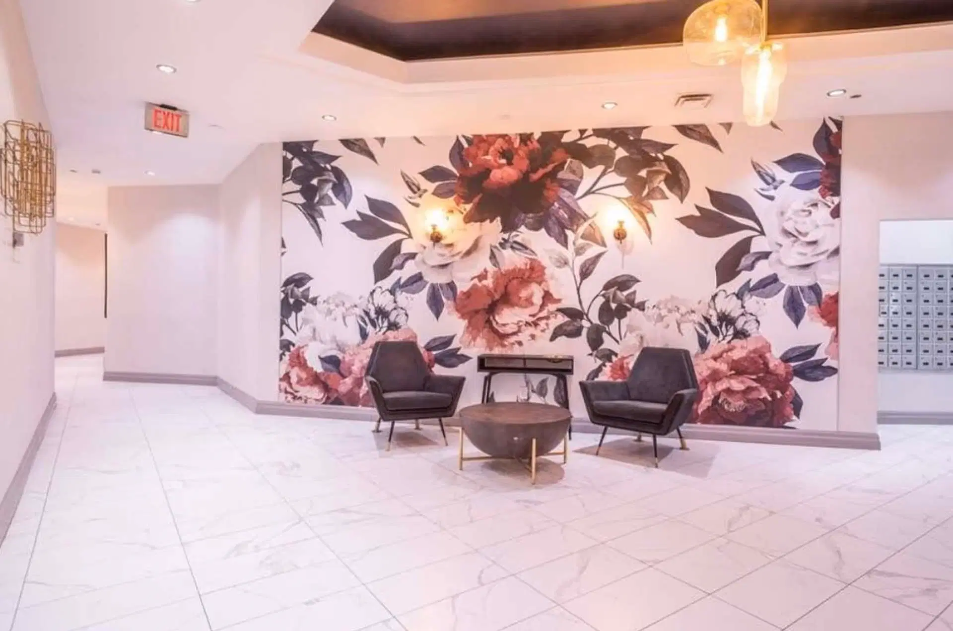 88 Bloor St West, Toronto – Common Area