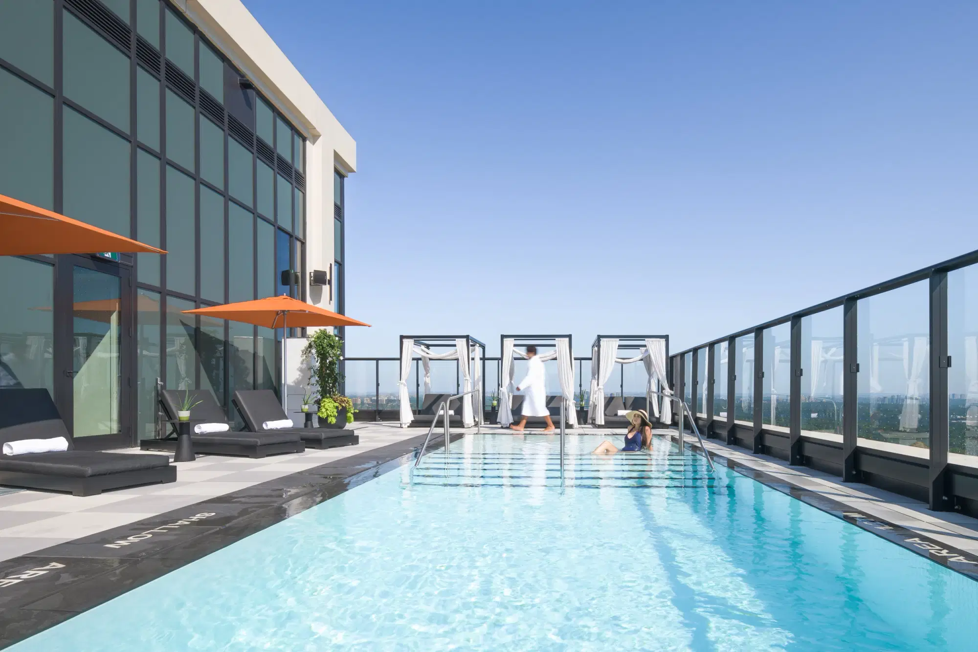 200 Redpath Ave, Toronto – Amenities