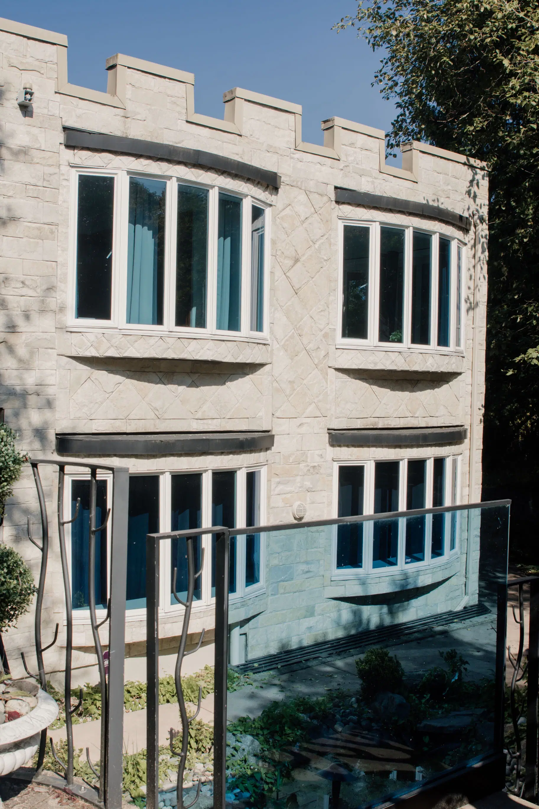 2111 W 34th Avenue, Vancouver – Exterior