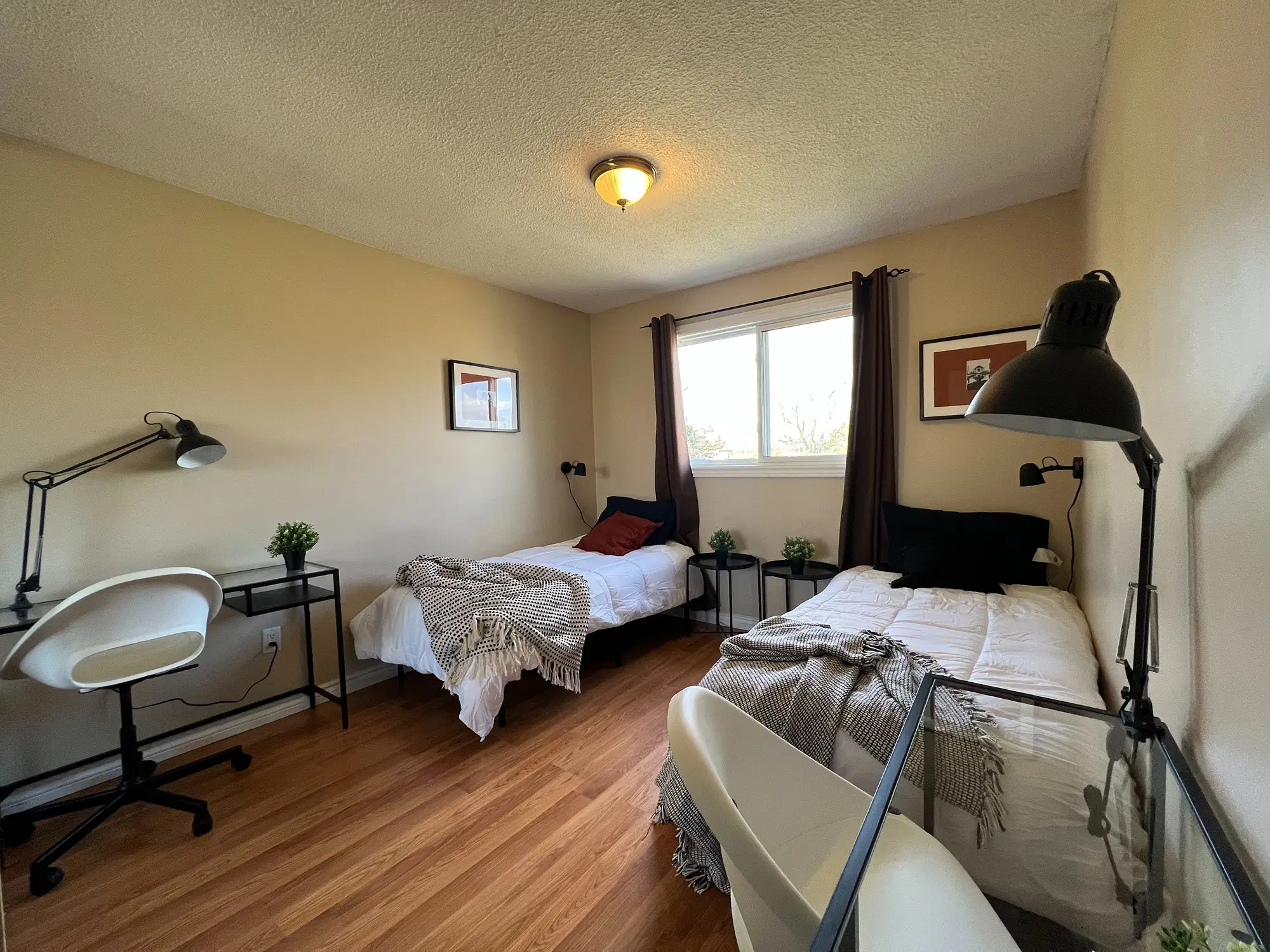 108 Murray St, Toronto – Seaside Room A - Shared( 1 Bed 1 Bath )