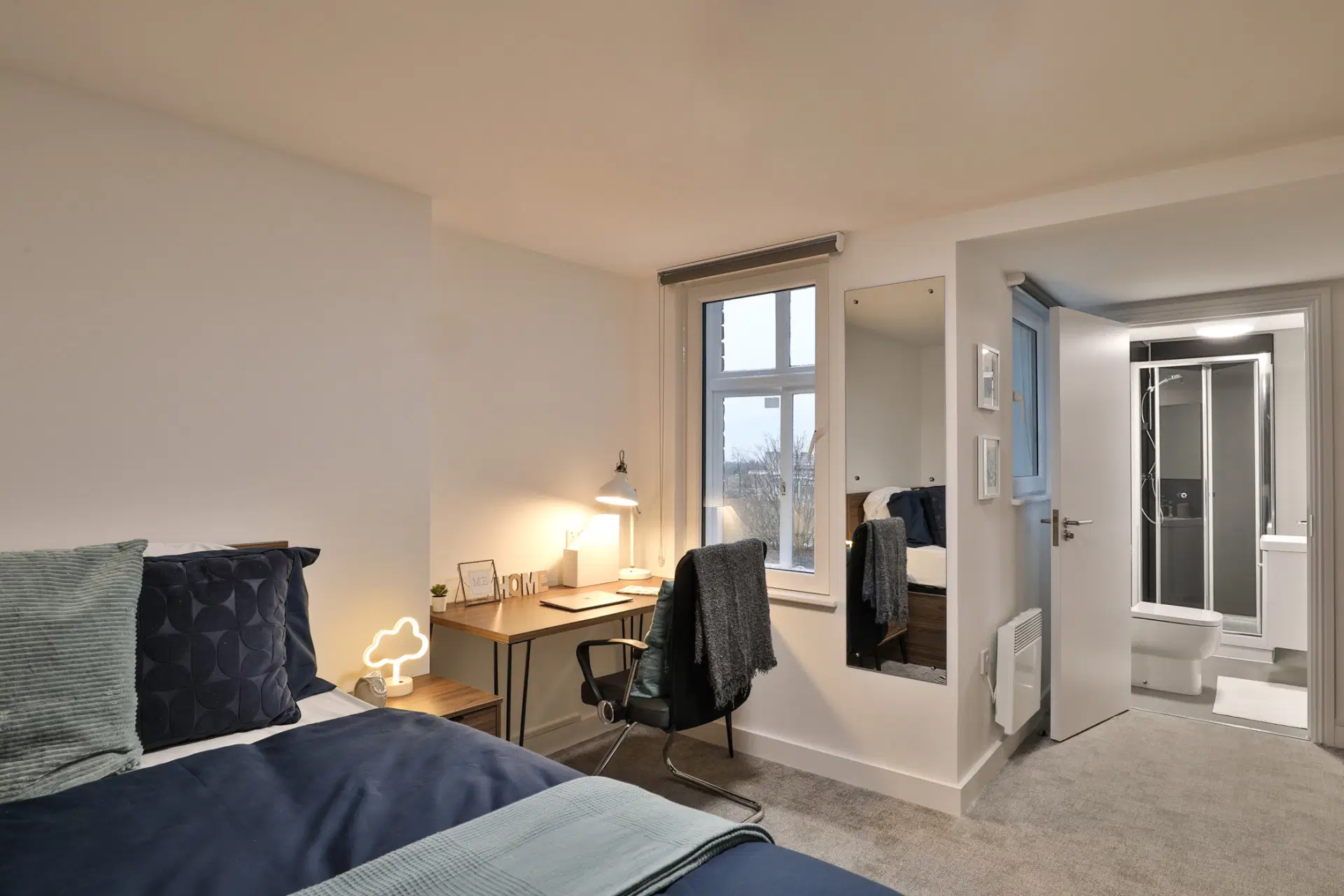 Francis Gardner Studios, London – Gold Penthouse Studio