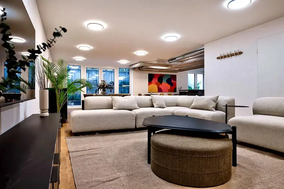 Smith, Berlin – Common Area