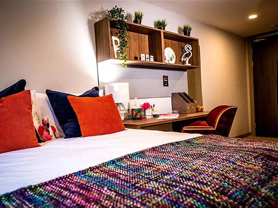 Scotway House, Glasgow – Premium Ensuite