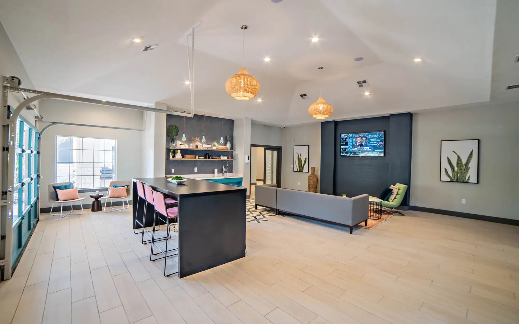 Village At East Riverside, Austin – Common Area