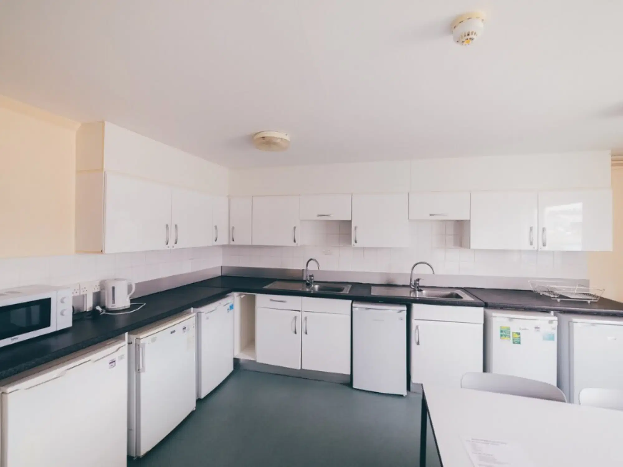 Collegiate University Quays, Colchester – Kitchen