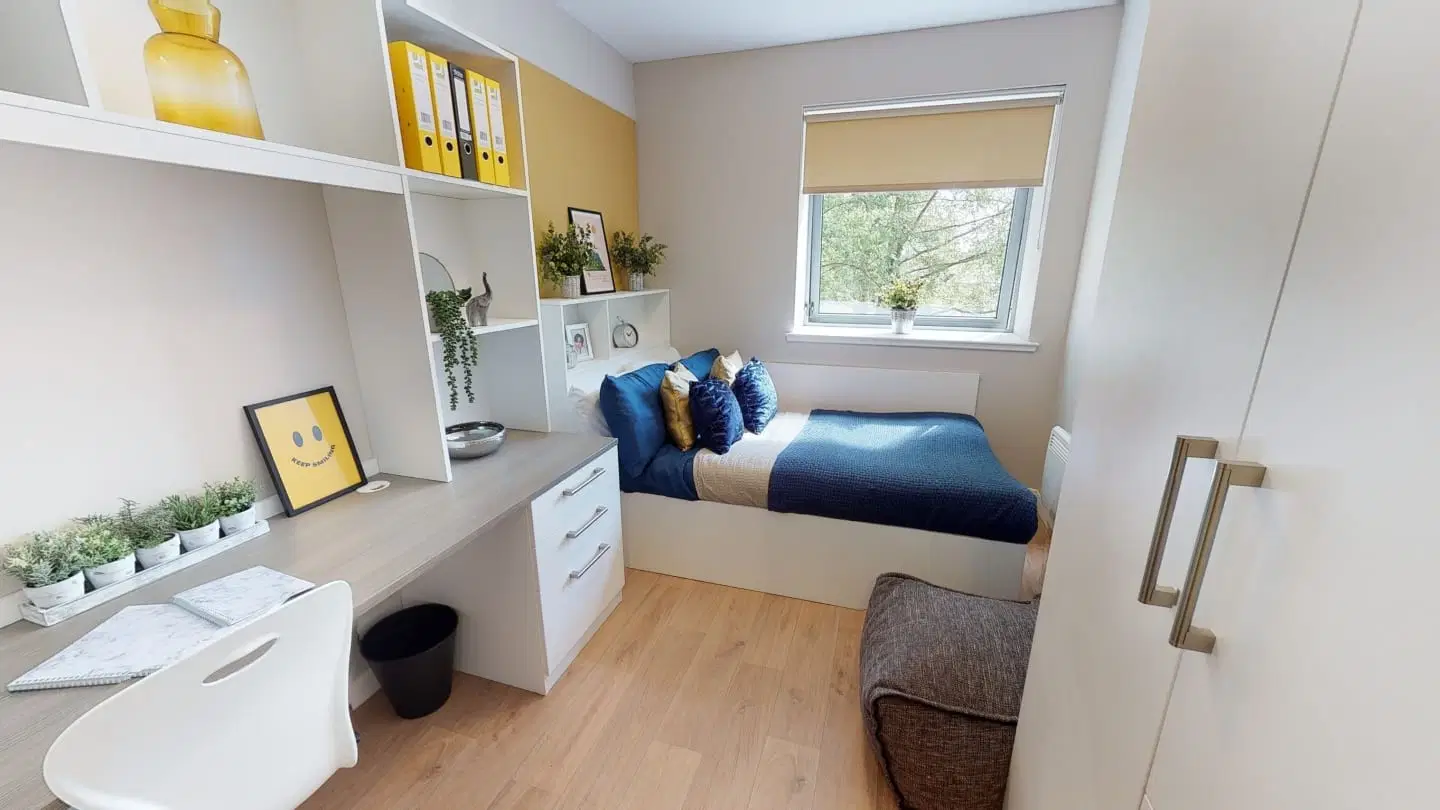 Centro House, Stirling – 5 Bed Premium En Suite