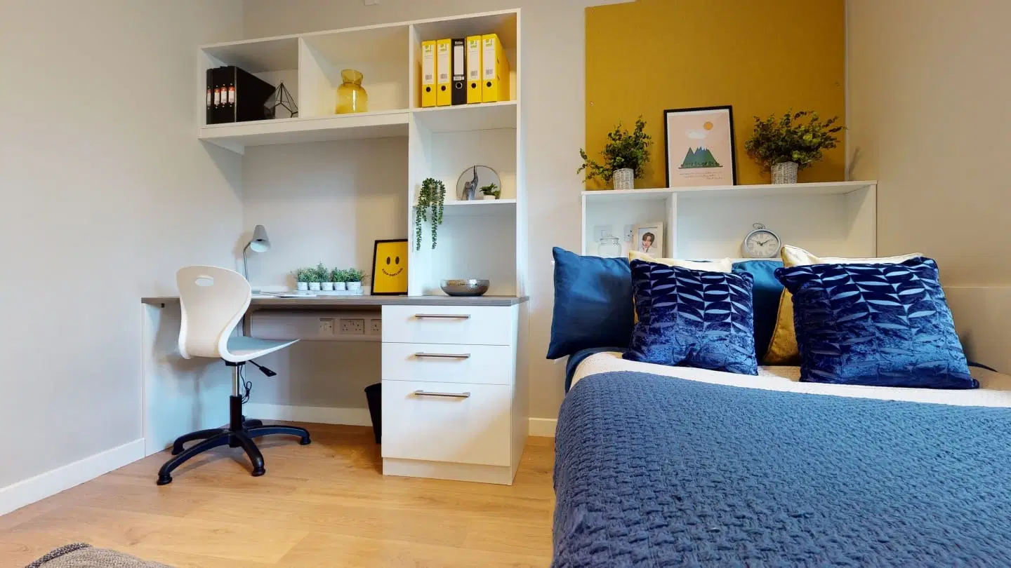 Centro House, Stirling – 6 Bed Premium En Suite