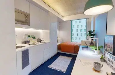 GoBritanya Brighton Residence, Brighton and Hove – Bronze Studio