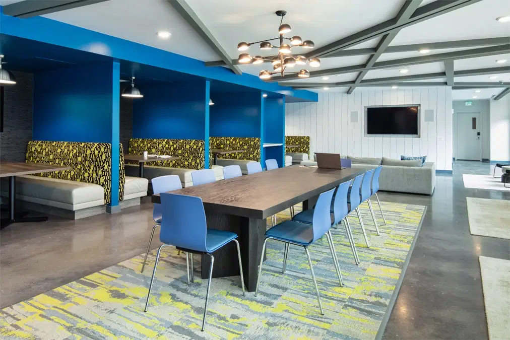 Rise At Riverfront Crossings, Iowa City – Common Area