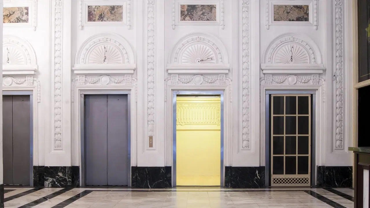 Infinite Chicago, Chicago – Common Area
