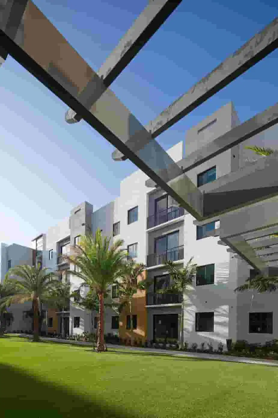 University Park, Boca Raton – Exterior