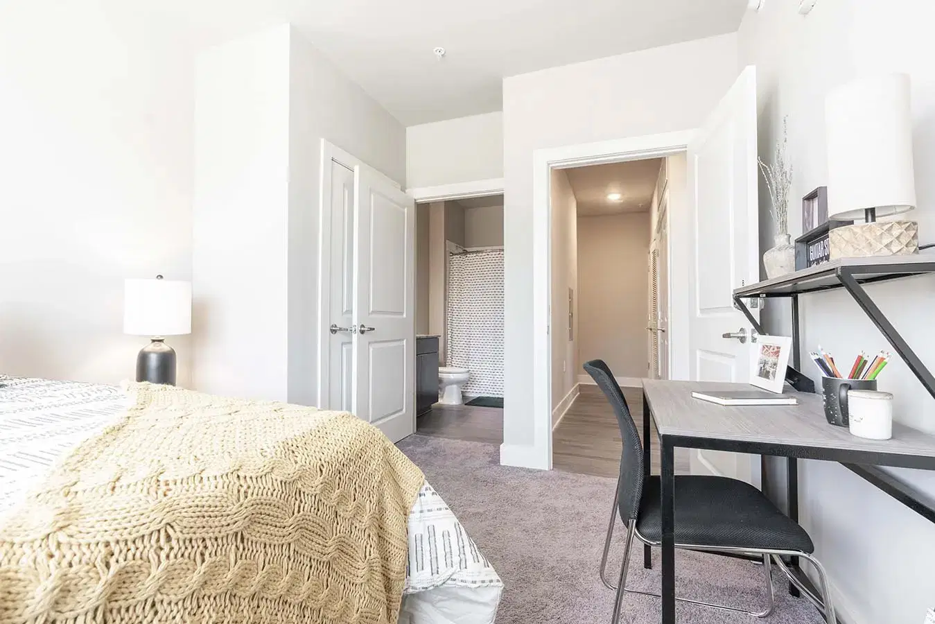 The Standard, Austin – Chelsea Room in 3 Bedroom 3 Bathroom