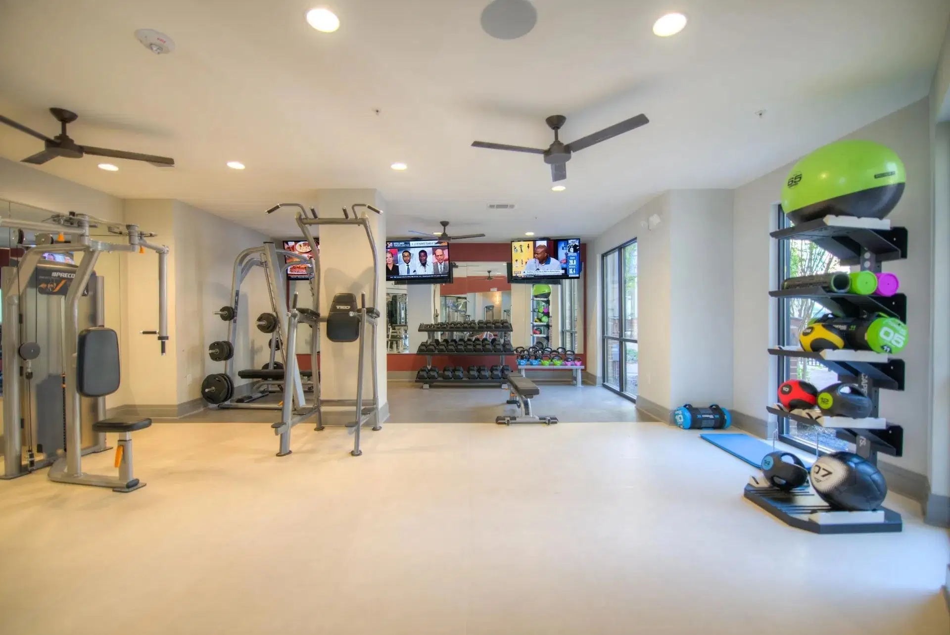 Station At Five Points, Columbia – Amenities