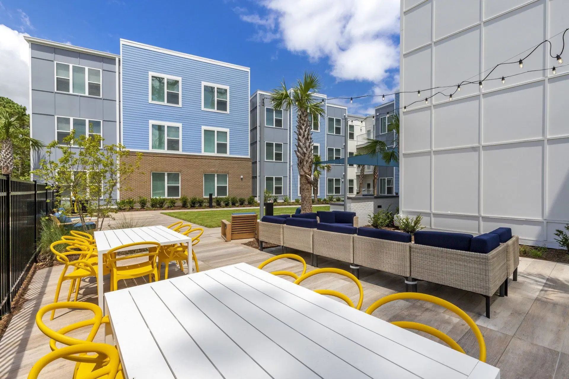 Uncommon Wilmington, Wilmington – Exterior