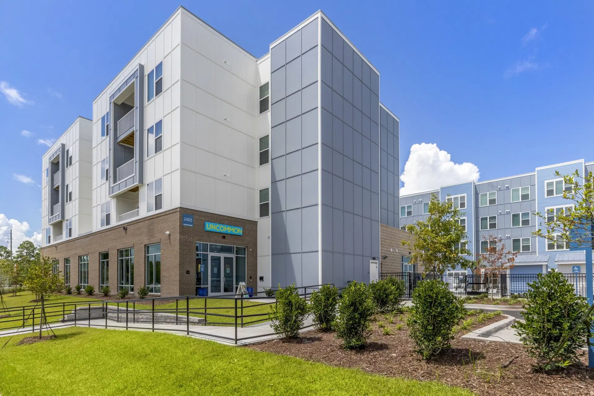 Uncommon Wilmington, Wilmington – Exterior