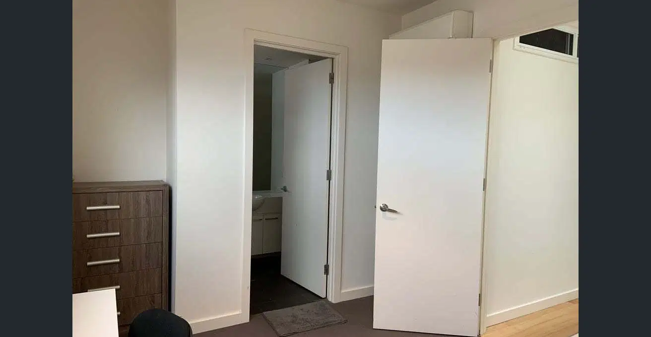 Room in a 4 Bedroom Apartment, 20 Petronella Lane, City of Adelaide, Adelaide 5000 – Bedroom