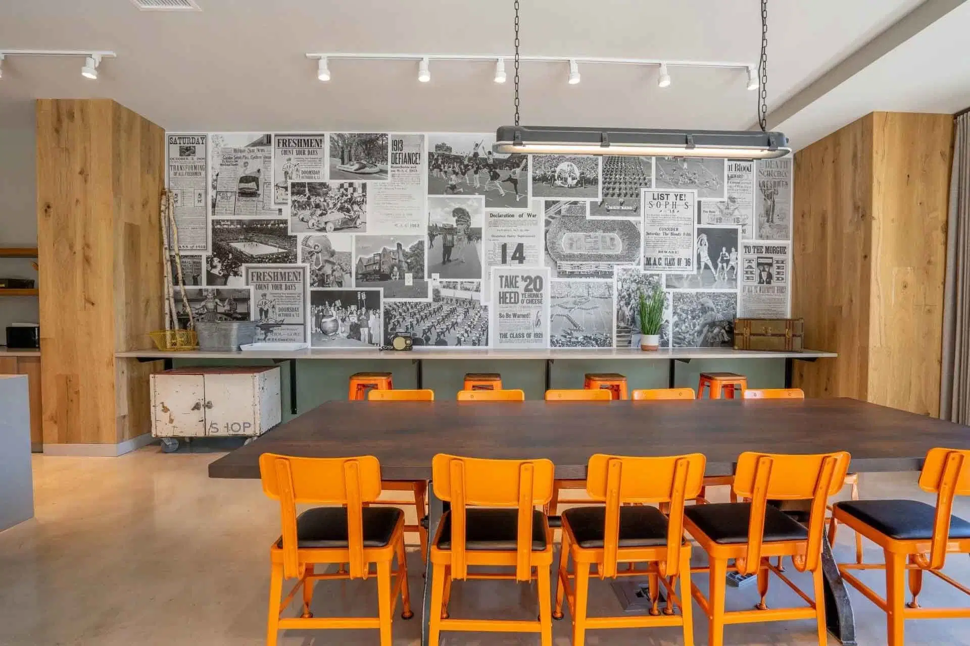 Landmark On Grand River, East Lansing – Common Area