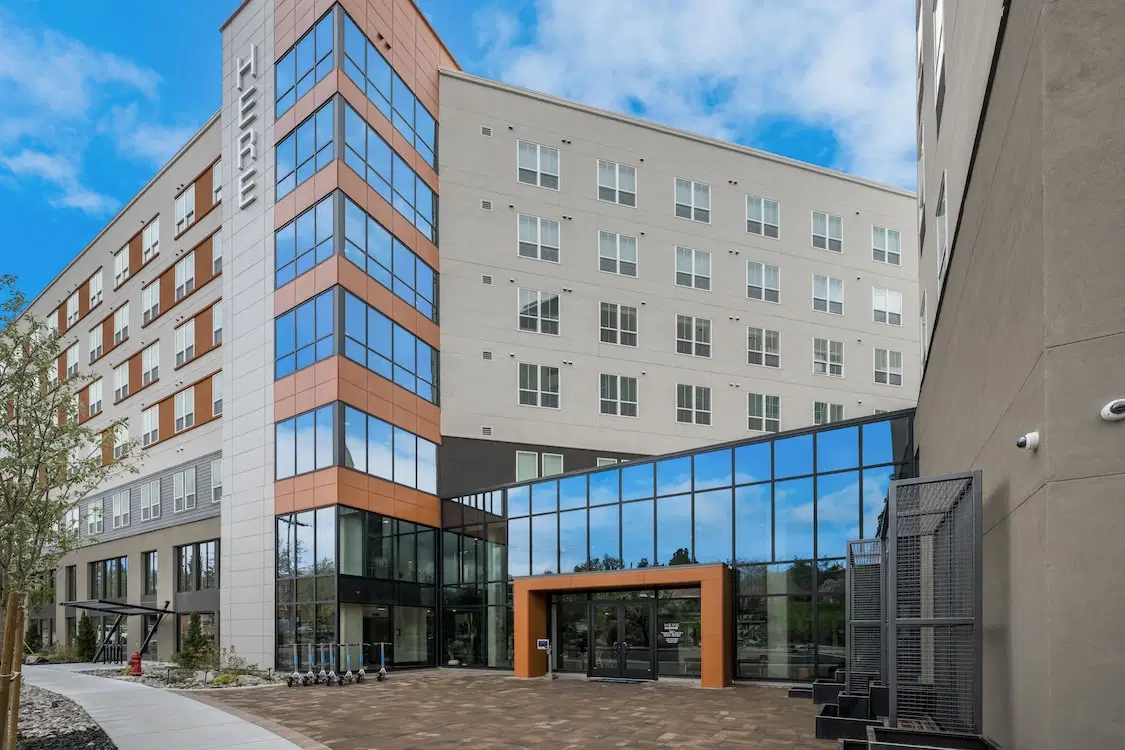HERE Reno, Reno – Exterior