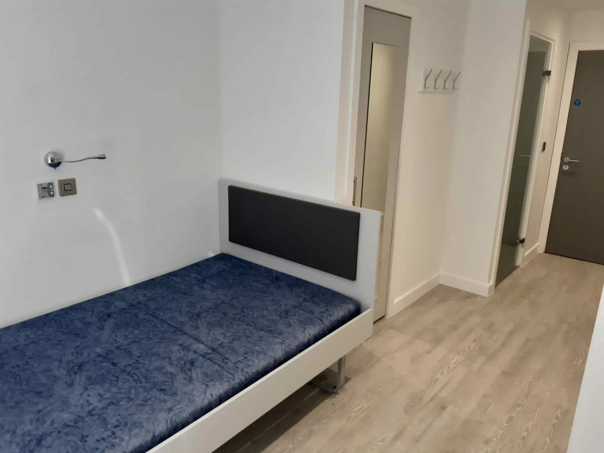 The Metropolis, Newcastle Under Lyme – Premium Studio (L Shaped)