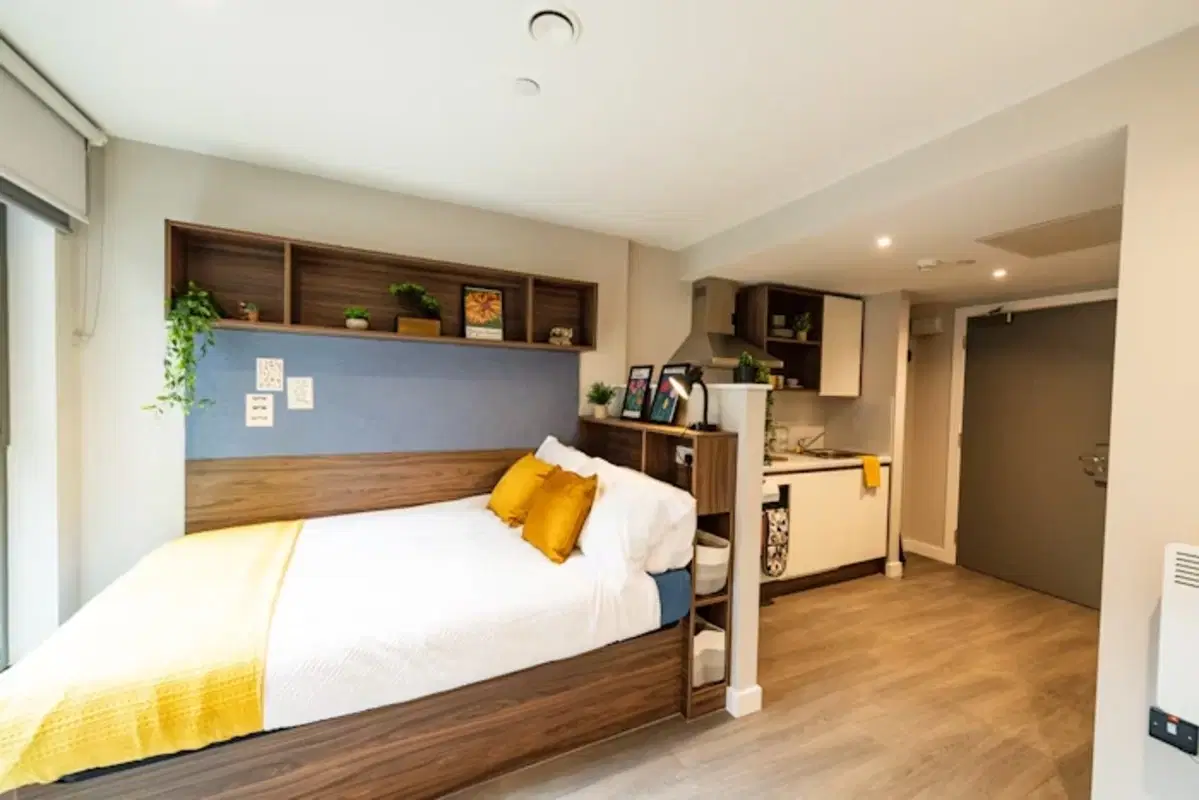 Nelson Place, Belfast – Studio