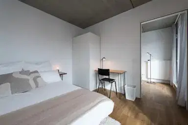 Gref, Frankfurt – Private Room (10.04 Sqm)