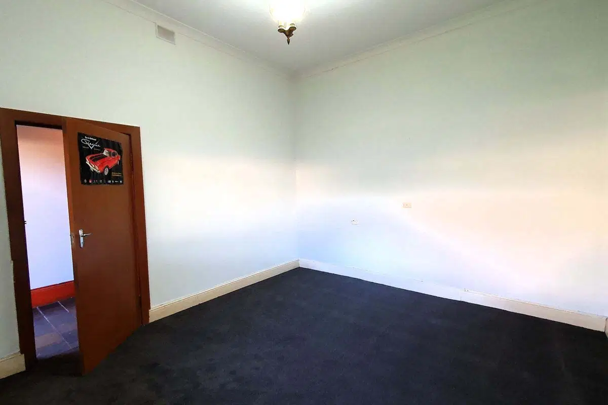 Room in a 5 Bedroom Apartment, 55 Gurrs Road, Beulah Park, City of Burnside, 5067, Adelaide – Bedroom