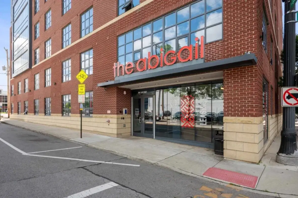 The Abigail, Columbus – Exterior