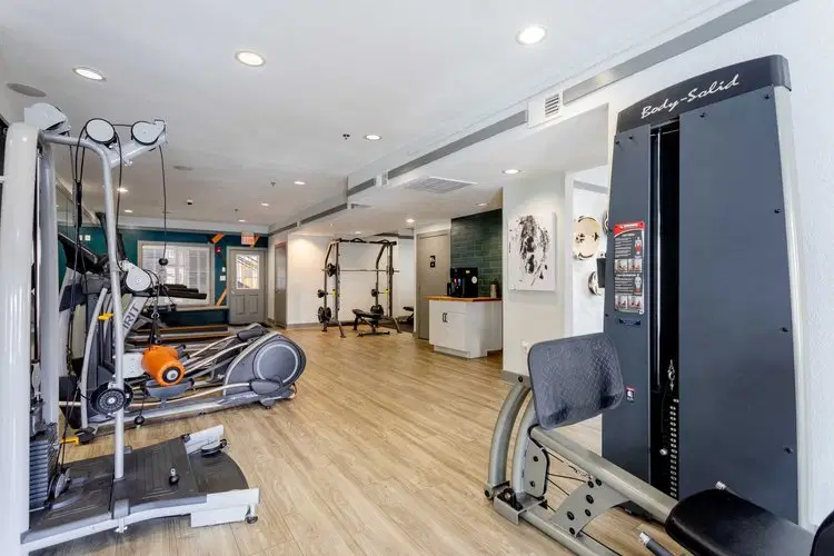 Commons At Knoxville, Knoxville – Amenities
