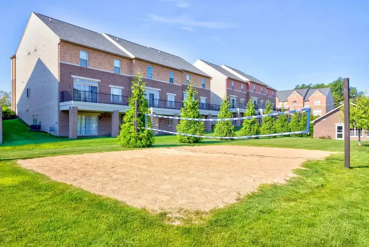 Irish Flats, South Bend – Exterior