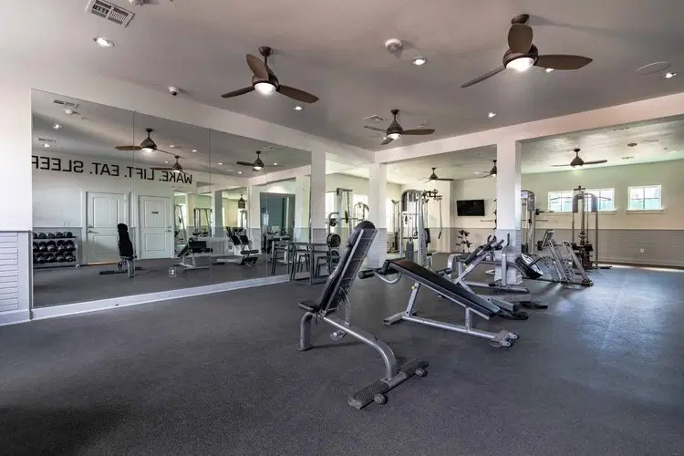 The Outpost, Fort Collins – Amenities
