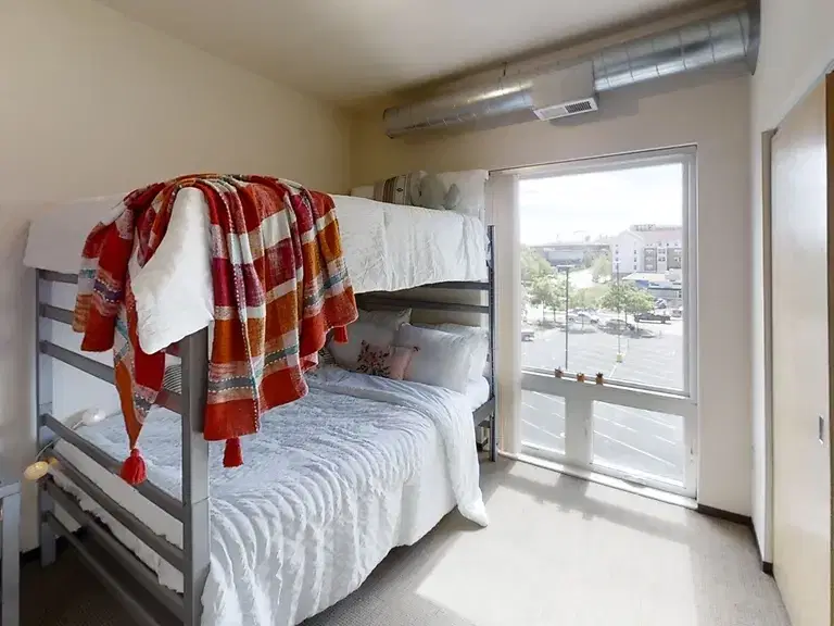 Yugo Minneapolis Sydney Hall, Minneapolis – 2 Bed, 2 Bath DinkyDome Double Renovated
