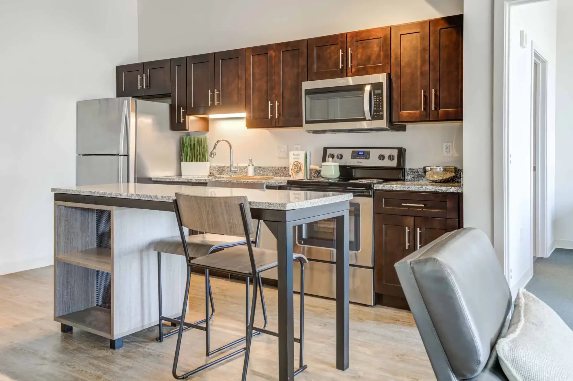Everly On The Loop, St Louis – Kitchen